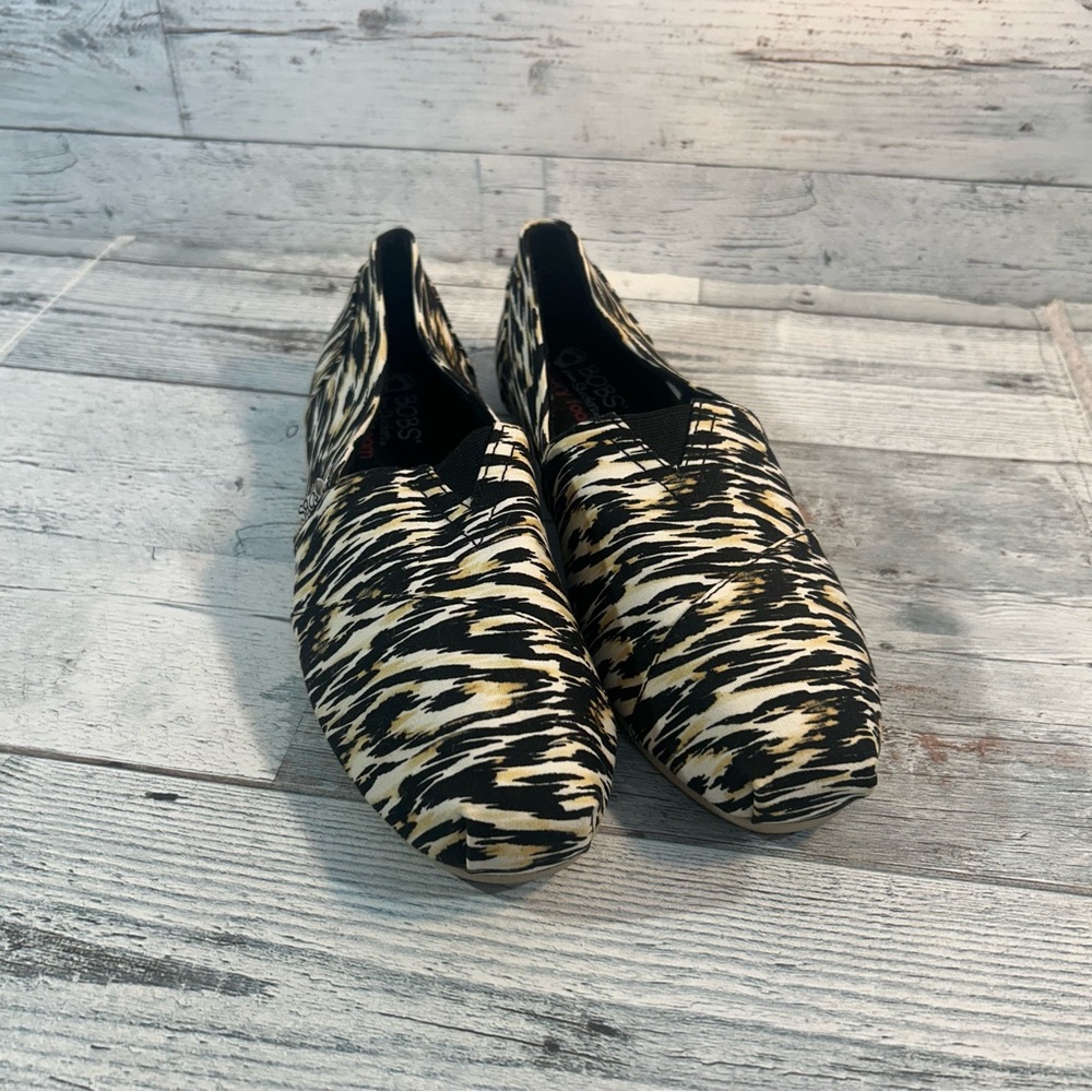 Toms BOBS Womens Alpargata Natural Liger Print Shoes Size 10